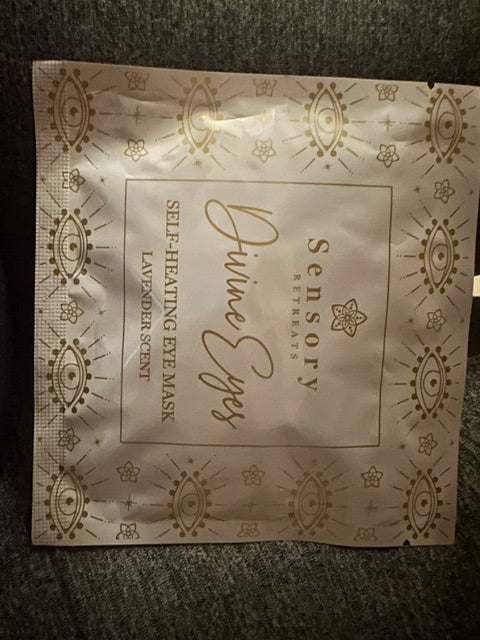 Divine eyes self-heating eye mask