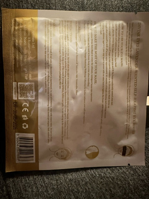 Divine eyes self-heating eye mask